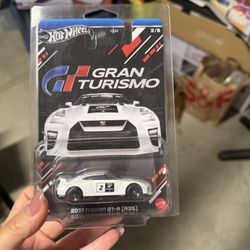 Hot Wheels Gran Turismo 2017 Nissan GT-R (R35)