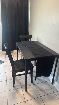 IKEA table