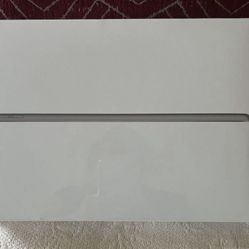 🥳NEW IPAD 9th Generation,64 GB,Wi Fi, 10.2” SALE $280 🍀