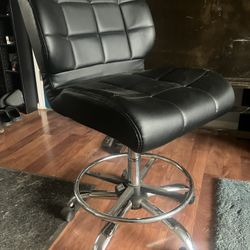 Leather Artist chair