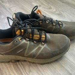 Hiking Shoes 