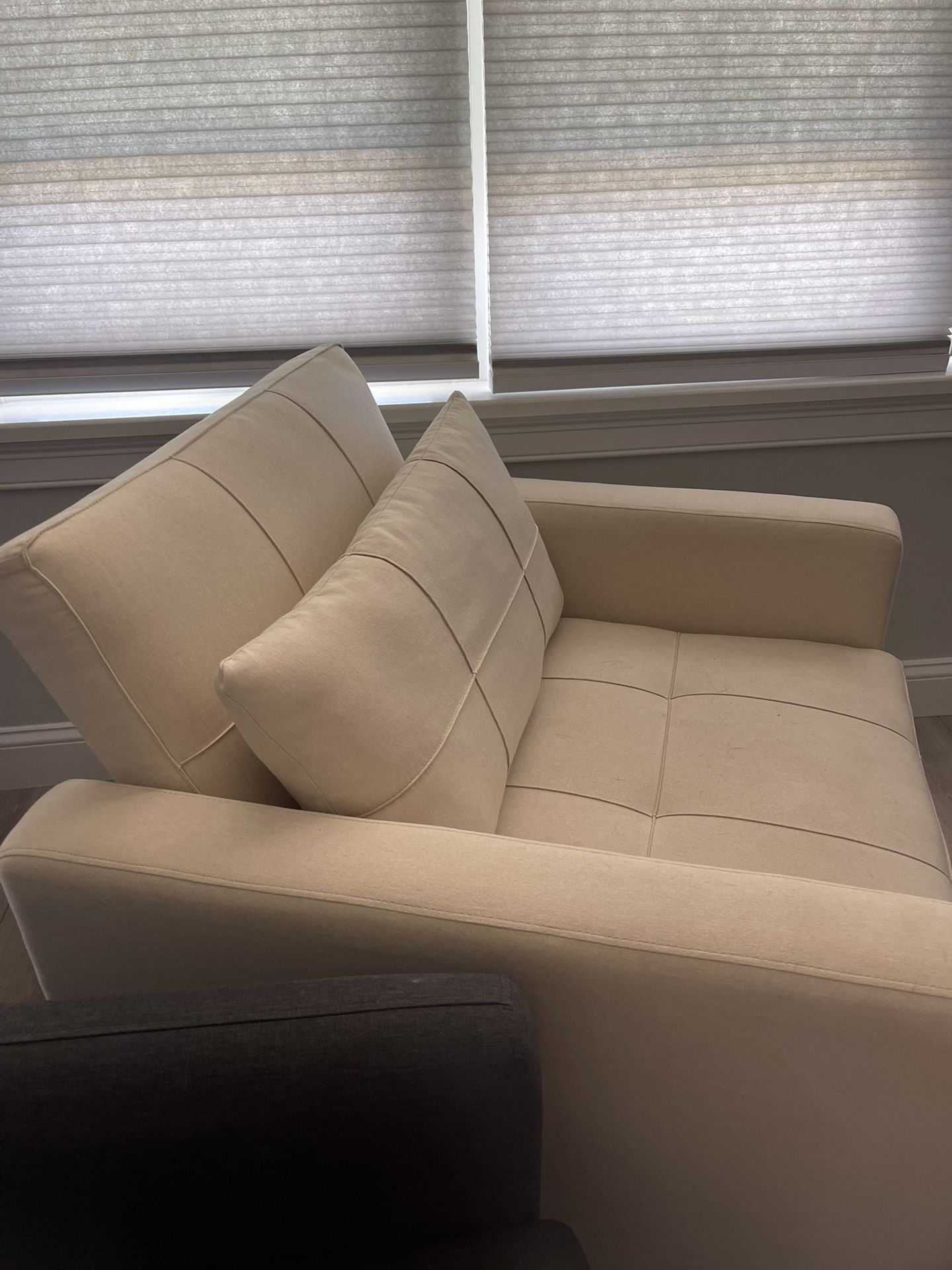 Recliner - Pull Out
