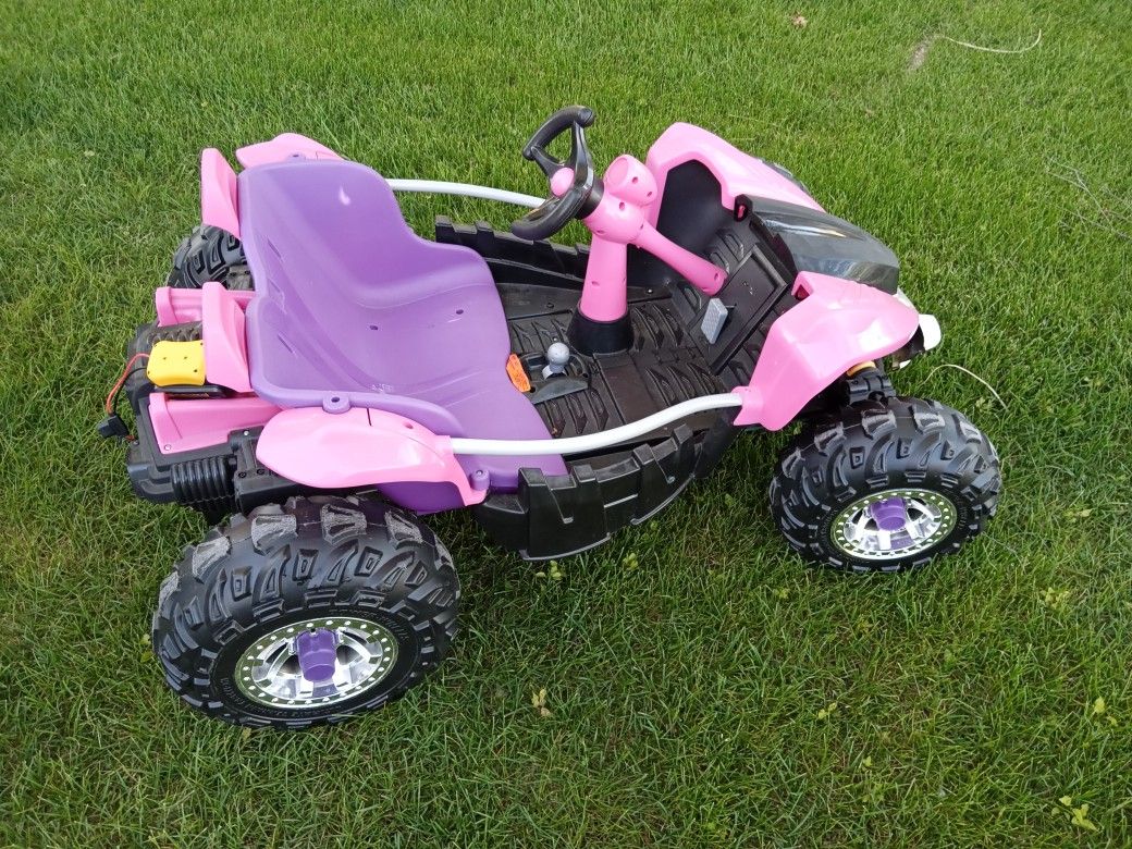 Fisher Price Power Wheels Dune Racer Turbo PINK