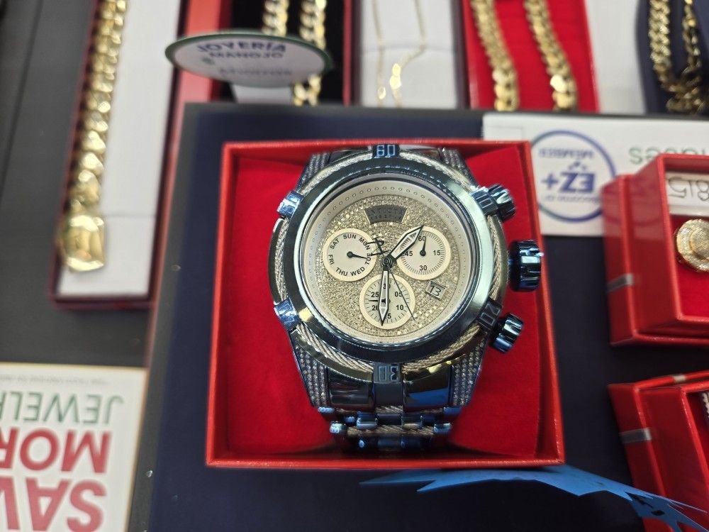 Invicta Reserve Bolt Zeus Diamonds Mens Watch