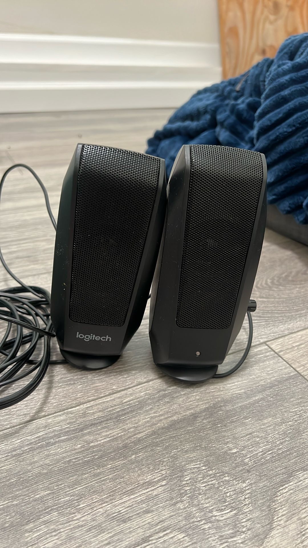 Logitech speaker