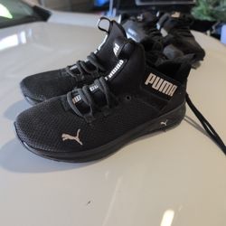 Pumas Mid Top