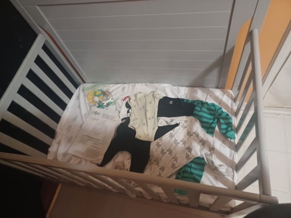 crib 4-1 with changer hats oneself sheets Xtra mattress all for price