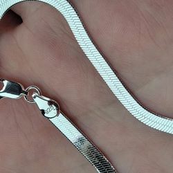 Beautiful Solid .925 Sterling Silver 4MM Snake Chain Bracelet 