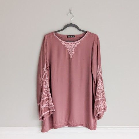 Limelight Brand Women's Embroidered Top, Medium