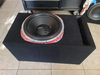Brand new box with great shape 15" Orion 2500 watts rms