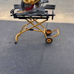 Dewalt Minor Saw Withstand