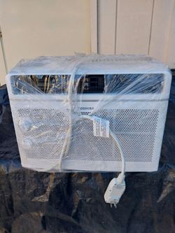 5,000 BTU WINDOW AIR CONDITIONER