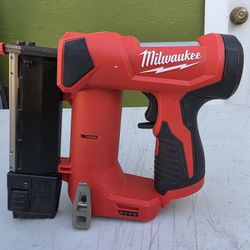 Milwaukee 2540-20  MM12 12V 23 Gauge Compact Cordless Pin Nailer