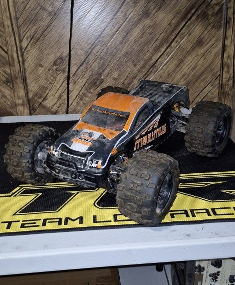 DHK maximus 1/8 Rc Truck 