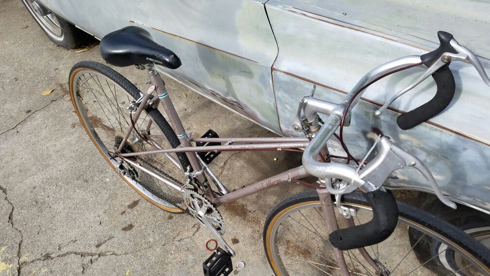 Fuji vintage Allegro bike Valite