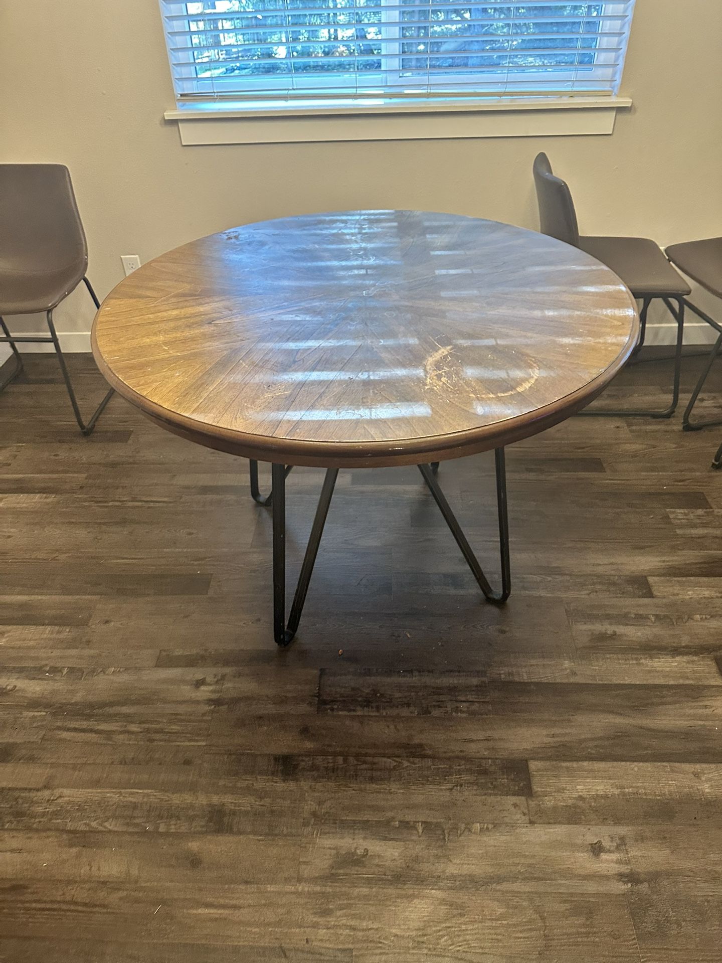 Free Table 
