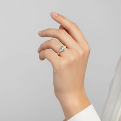 10K Yellow Gold Topaz & Diamond  Womens Ring - 0.18ct