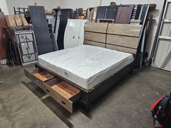 King bed and mattress