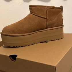 Classic Ultra Mini Platform UGGs