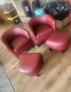 2 chairs with  foot rest
