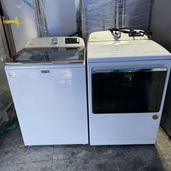 Maytag Washer And Electric Dryer Like New One Receipt For 90 Days Warranty 