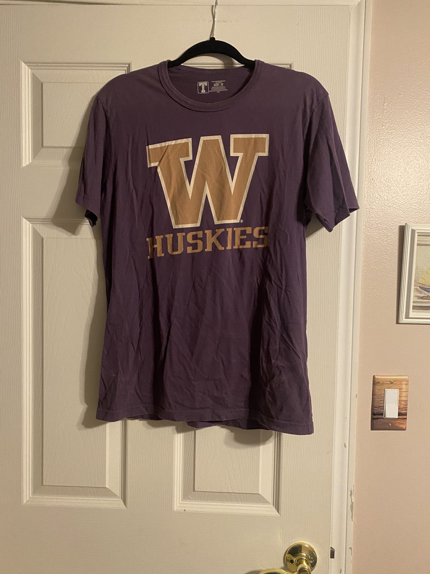 University Of Washington Women’s Huskies Shirt