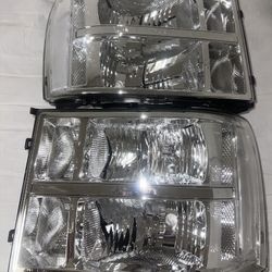 2007-2013 GMC Sierra Headlights