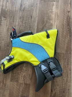 dog life jacket