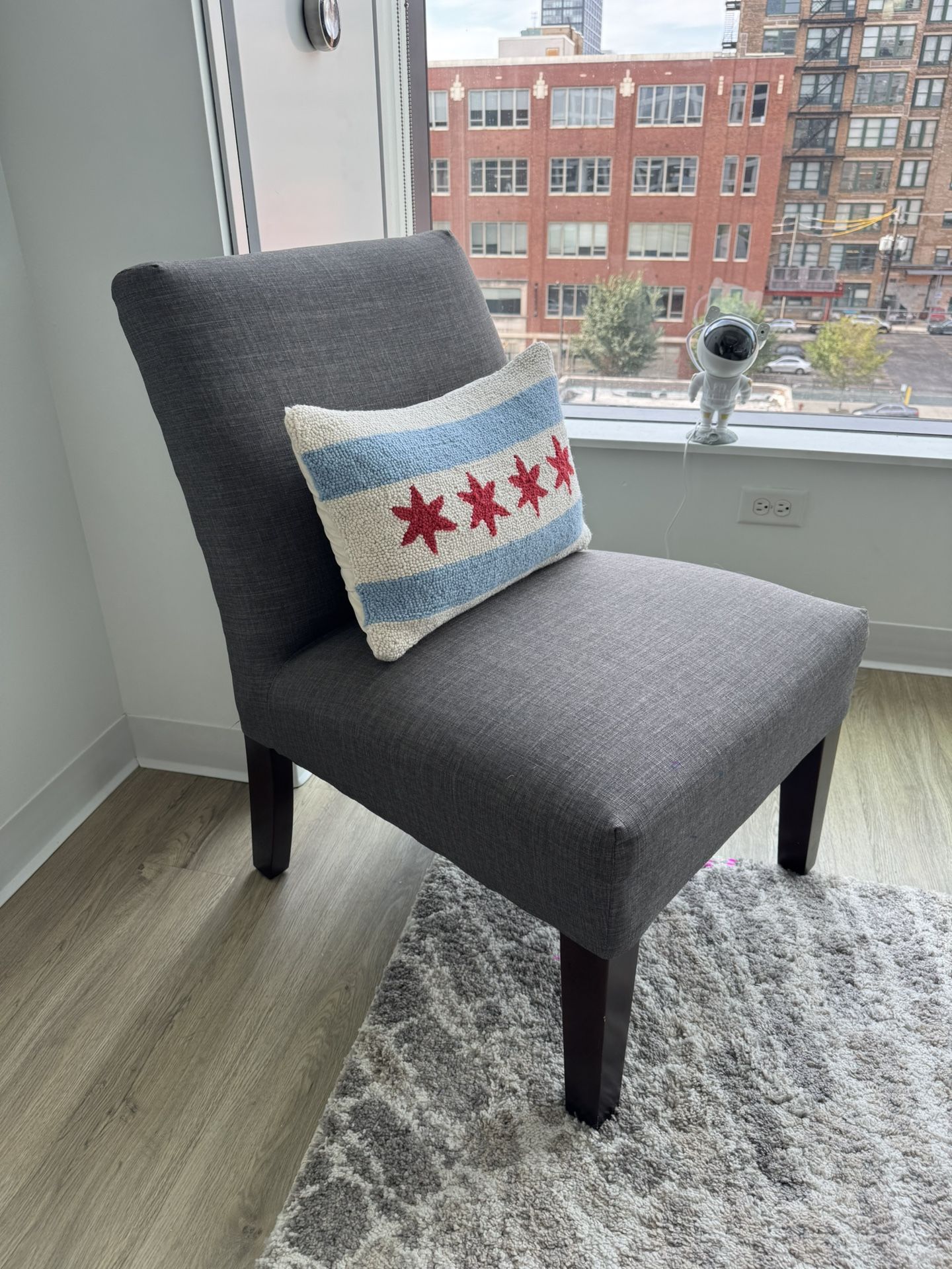 LIVING ROOM CHAIR GRAY