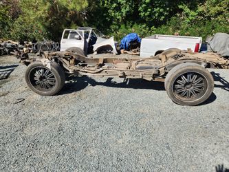 Parts 03  tahoe yukon chevy frame