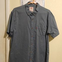 Levi's men's shirt. L