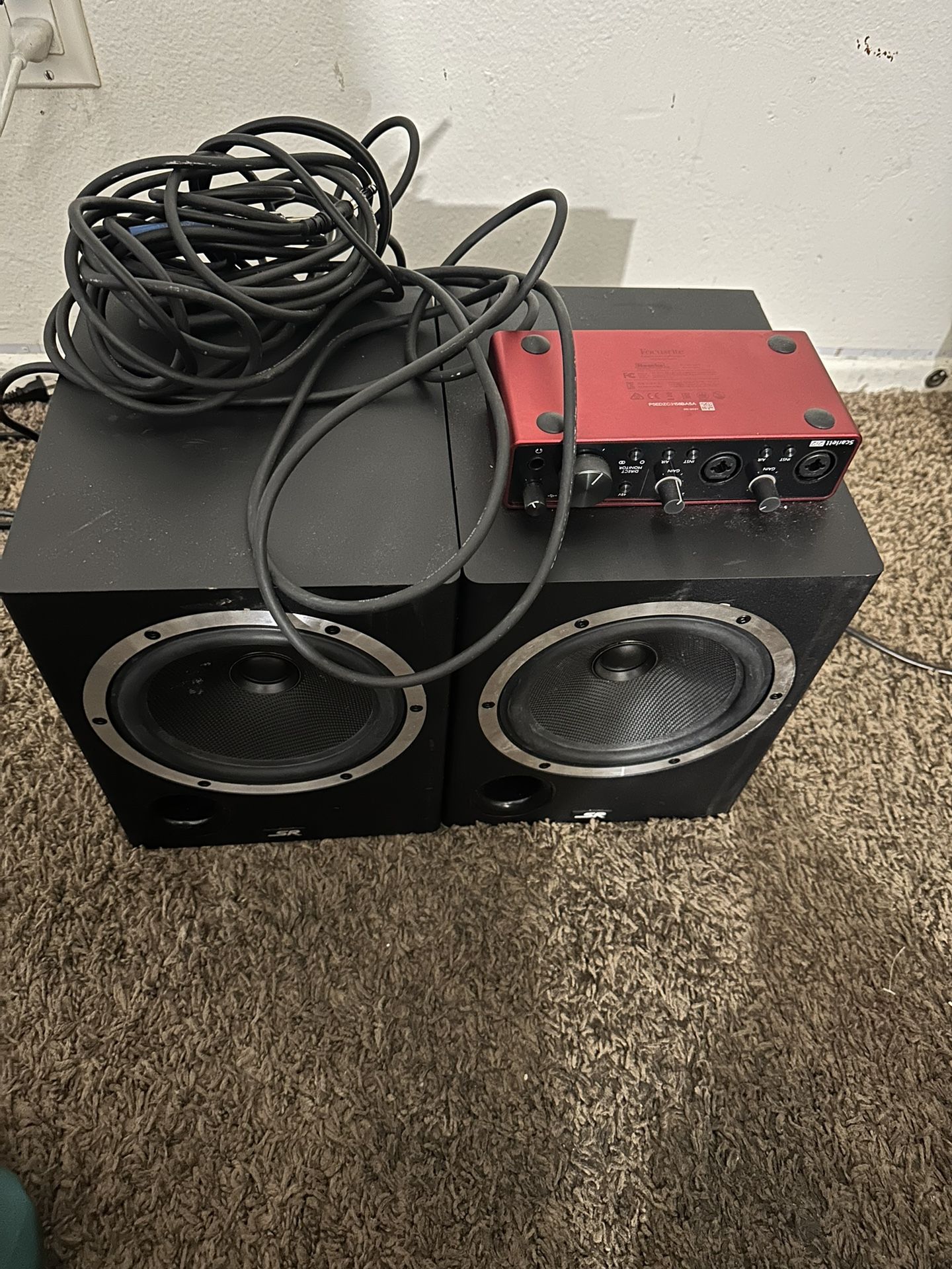 Monoprice stage right studio speakers for Sale in Fontana, CA OfferUp