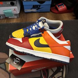 Nike dunk https://offerup.com/redirect/?o=Q28uanA= Sz 13