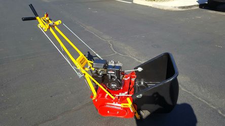 Mclane 20 7 Blade 3.5HP Self Propelled Front Throw Reel Mower for Sale in  Cave Creek, AZ - OfferUp