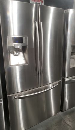 Samsung French Door Refrigerator Fridge With Ice Maker 
