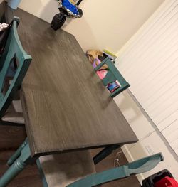 Kitchen table