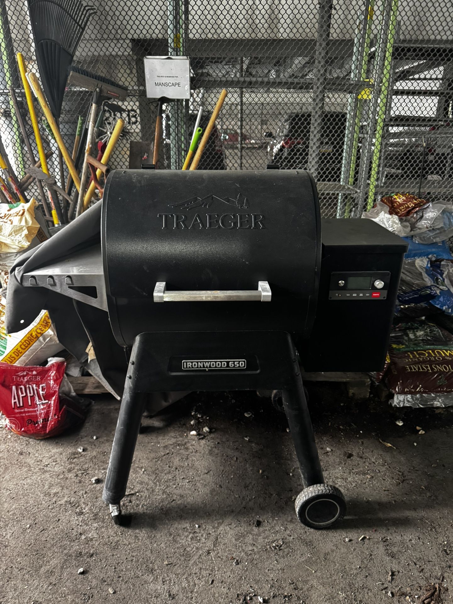 Traeger Wood Pellet BBQ Grill 