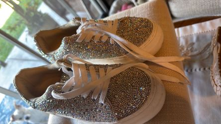 Bestsy Johnson bling bling Quinceañera shoes