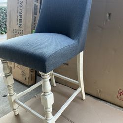 NEW COUNTER HEIGHT TABLE