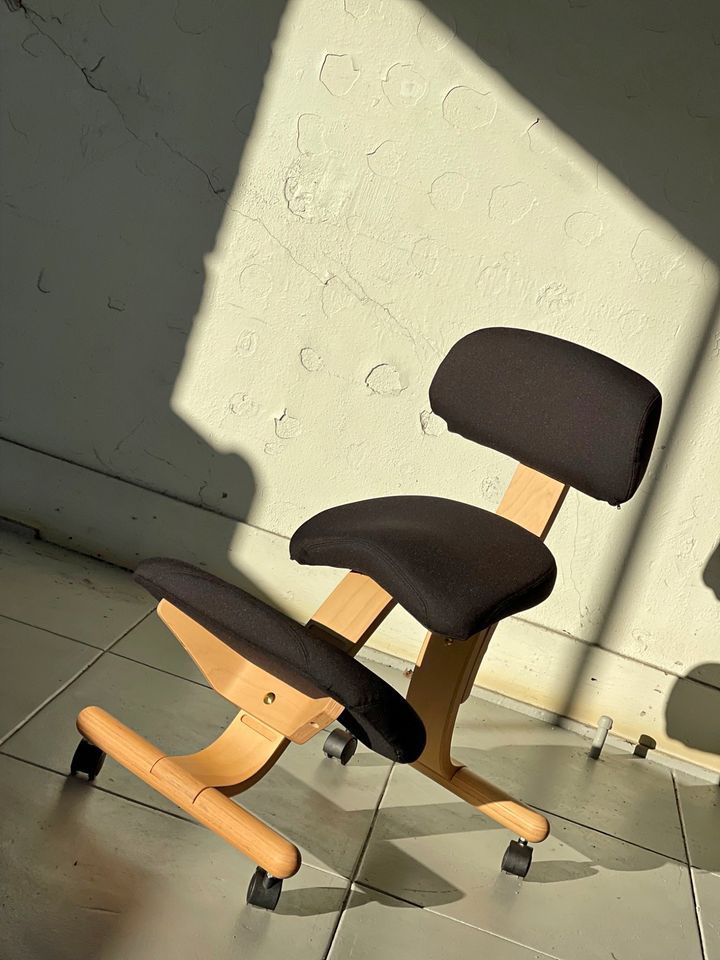 NEW Fully Balans Kneeling Chairs