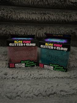 Cube glitter needoh