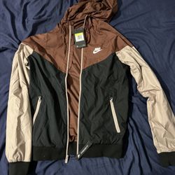 Nike Windrunner Burgundy Brown Size Small