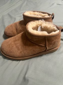 UGG ULTRA MINI