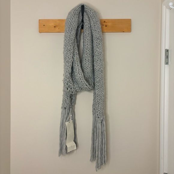 Chunky Fringe Loft Scarf with 10% Wool
