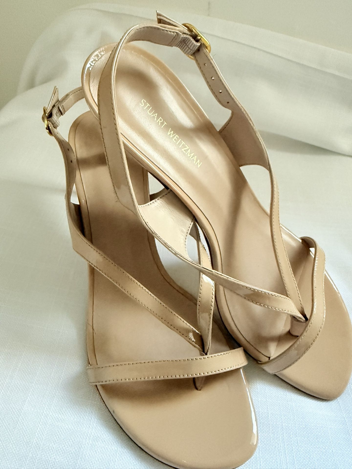 Stuart Weitzman  Thong 3” Heel