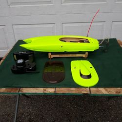 Proboat Miss Geico 24 Rc Boat