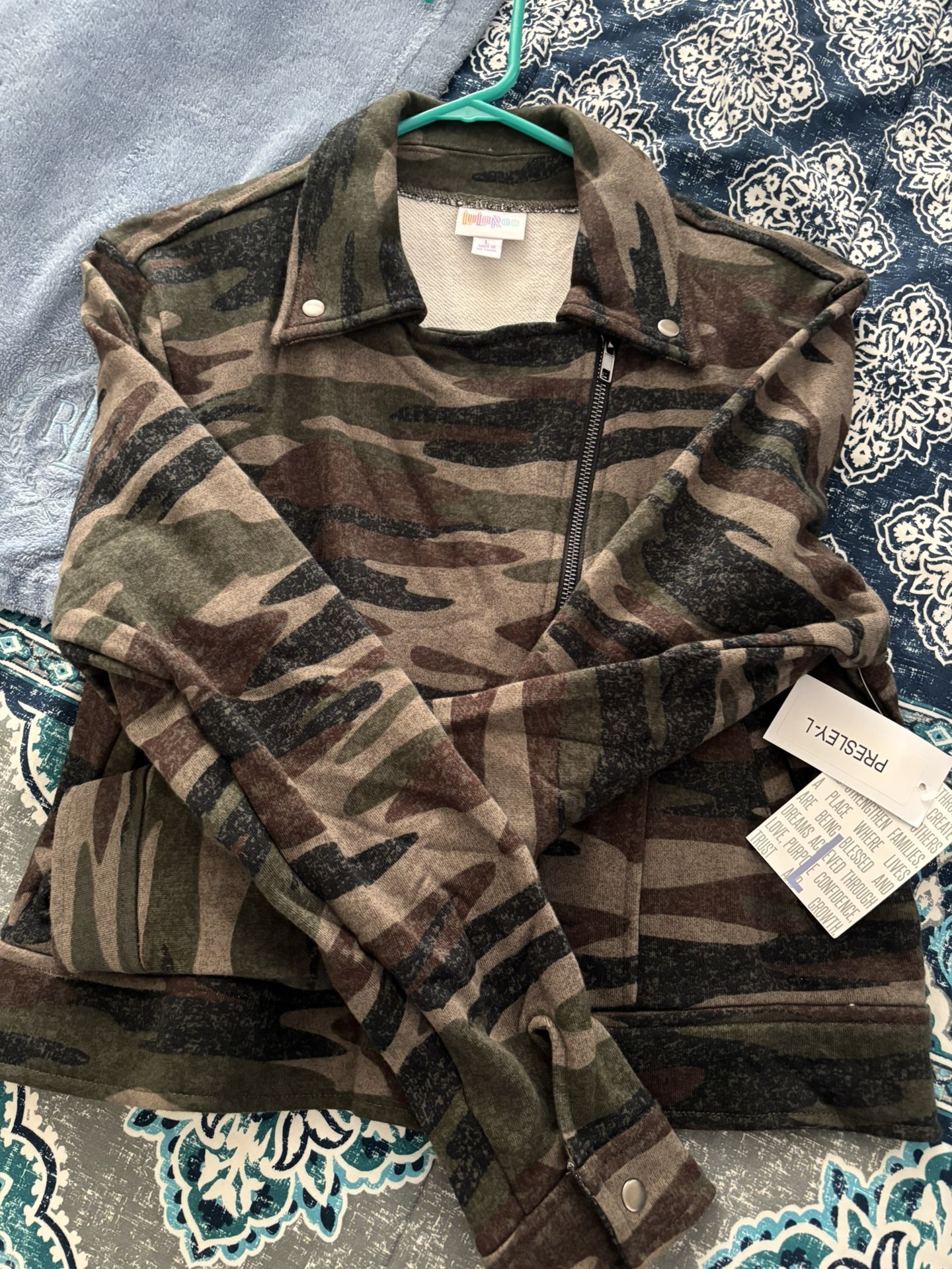 Lularoe Cloths