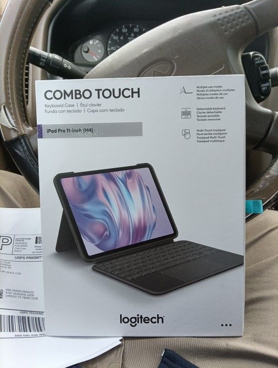 Logitech Combo Touch Keyboard