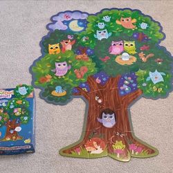 Peaceable Kingdom Shimmery Hoot Owl Hoot Floor Puzzle