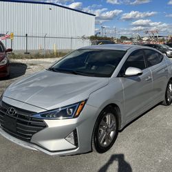 2019 Hyundai Elantra